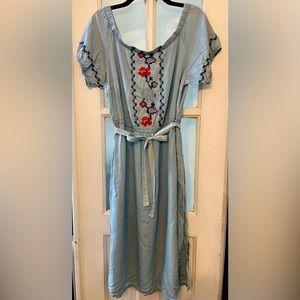 Old Navy chambray dress. LARGE.